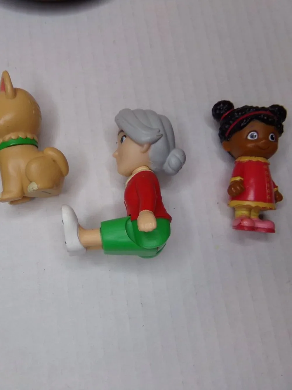 The Fred Rogers Company Tollytots Chiming Trolley Figures Toys